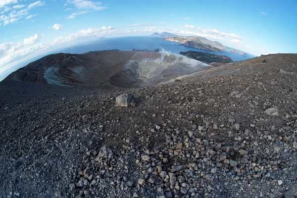 Vedere Fisheye a craterului de pe insula Vulcano din apropiere de Sicilia, Italia — Fotografie, imagine de stoc