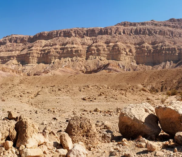 Rim wall of the desert canyon — Stock Photo, Image