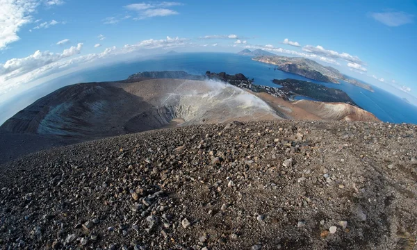 Vista de ojo de pez del cráter de Vulcano y las islas Eolias —  Fotos de Stock