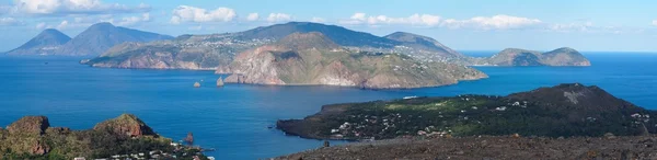 Lipari-szigetek, látható a Vulcano-sziget, Szicília, Olaszország — Stock Fotó