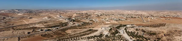 Arabské vesnice v poušti kolem herodion nedaleko Betléma — Stock fotografie