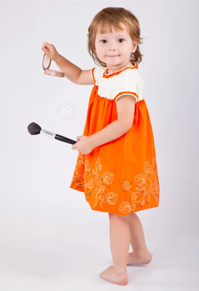 A cute girl is preparing for make-up — Stock Photo, Image