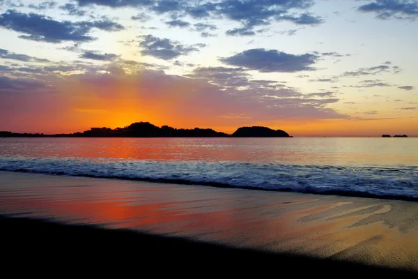 Захід сонця у Ґуанакасте — стокове фото