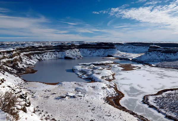 Dondurulmuş kuru falls — Stok fotoğraf