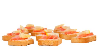 crostinis füme somon ile