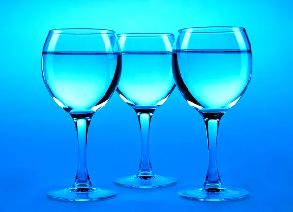 Wine glasses.Shallow DOF — Stock Photo, Image