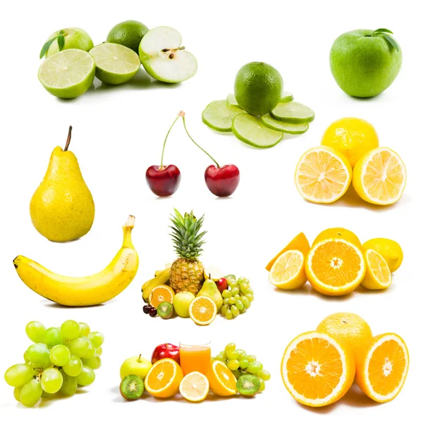 Lote de frutas frescas isoladas em branco — Fotografia de Stock