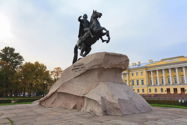 Monument of Russian emperor Peter the Great — Stock Photo, Image