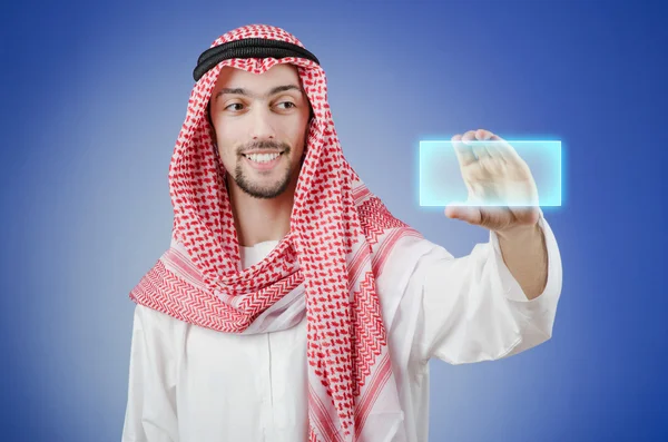 Genç Arap acil sanal düğmeleri — Stok fotoğraf