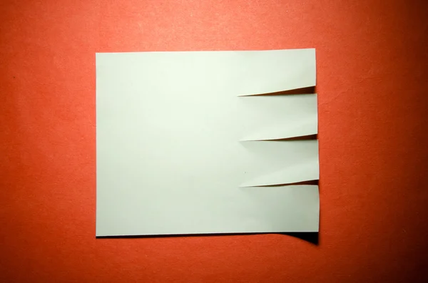 Κόβετε το χαρτί ειδοποίηση στον τοίχο — Φωτογραφία Αρχείου