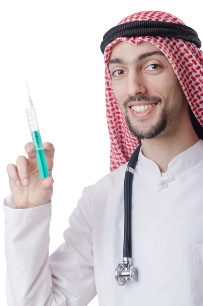 Jovem árabe médico isolado no branco — Fotografia de Stock