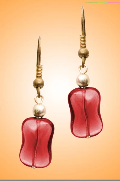 Concetto di gioielleria con begli orecchini — Foto Stock