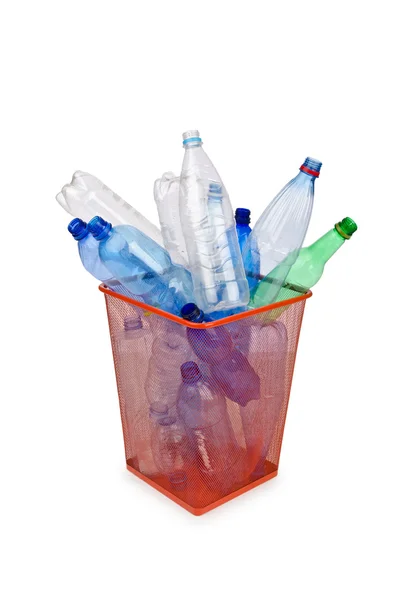 Пластиковые бутылки в концепции переработки — стоковое фото