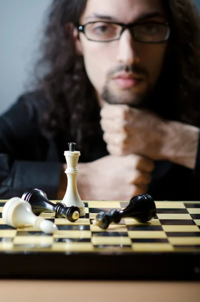 Chess player playing his game — Stock Photo, Image