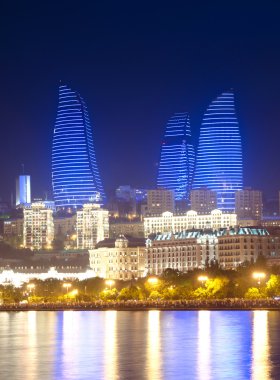 Bakü Azerbaycan, Hazar Denizi-gece fotoğraf
