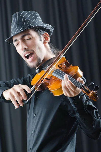 Fiddler keman çalıyor — Stok fotoğraf