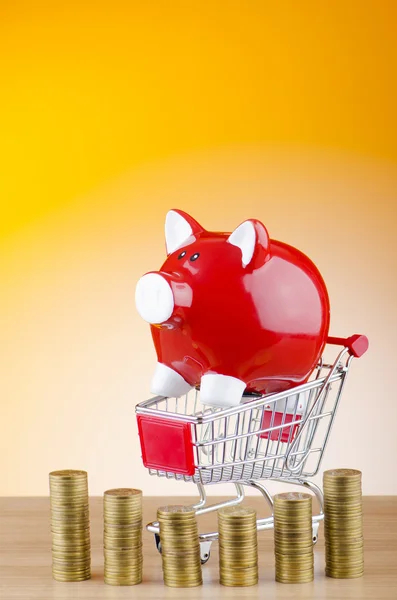 Piggy bank in bedrijfsconcept — Stockfoto