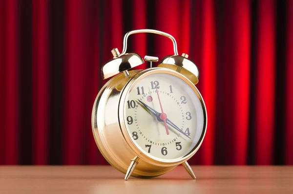 Alarm klokken in de tijd concept — Stockfoto