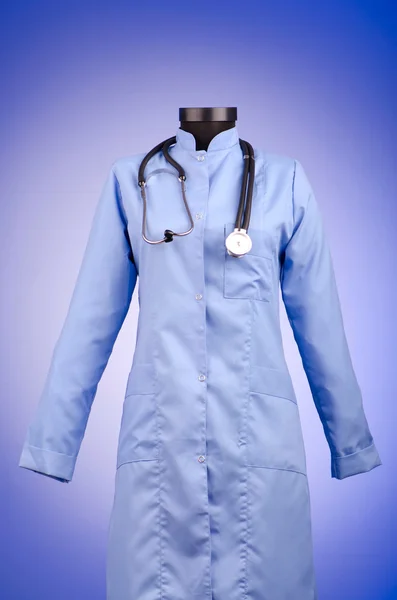 Orvos kabát a sztetoszkóp — Stock Fotó