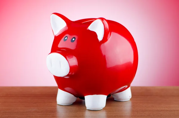 Piggy bank em conceito de negócio — Fotografia de Stock