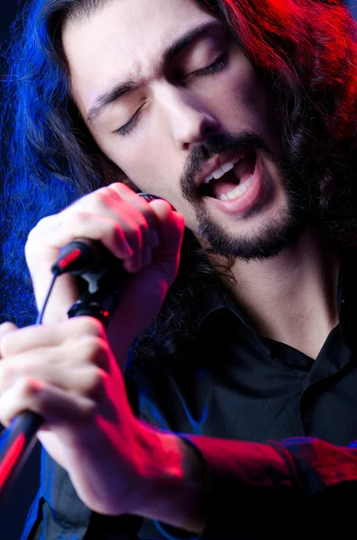 Man zingen op het concert — Stockfoto