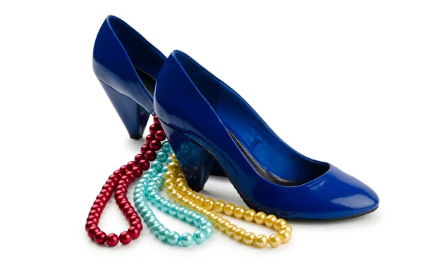 Scarpe e confezione regalo nel concetto di moda — Foto Stock