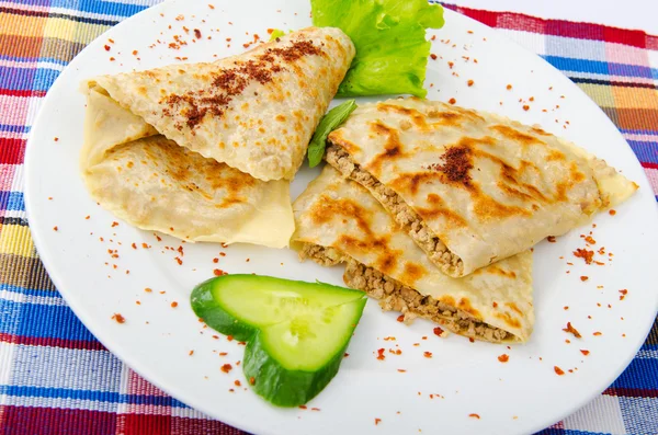 Pancakes stuffed with minced meat — Stock Photo, Image