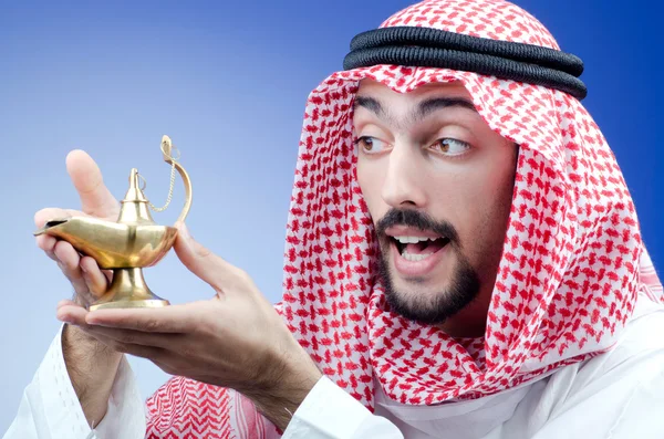 Arabische en oude gouden lamp — Stockfoto