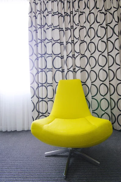Schöner Sessel im Zimmer — Stockfoto