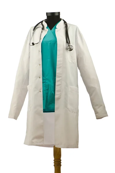 Orvosi kabát és elszigetelt fehér sztetoszkóp — Stock Fotó