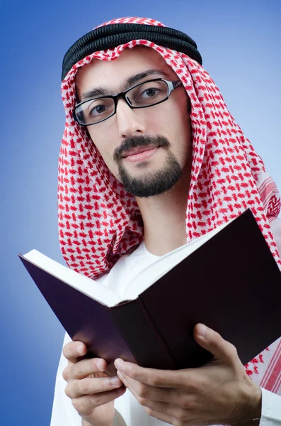 Portrét mladého arabského — Stock fotografie
