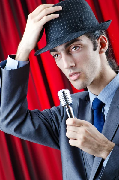 Man performing at the concert — Stock Photo, Image