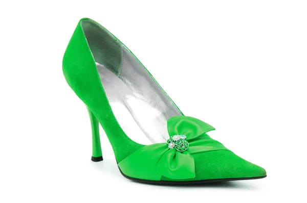 Zapatos femeninos verdes sobre fondo blanco —  Fotos de Stock