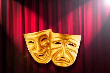 tiyatro performansı kavramı ile maskeleri