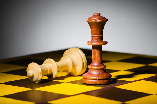 Koncepcja szachy z różnych kawałków — Zdjęcie stockowe