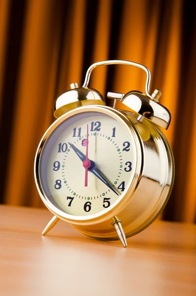 Time concept with alarm clock — Stock Photo, Image