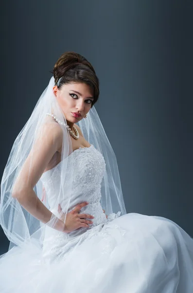 Beautiful bride in studio shooting — Stock Photo, Image