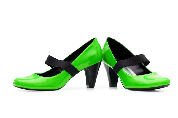 Fehér alapon zöld női cipő — Stock Fotó