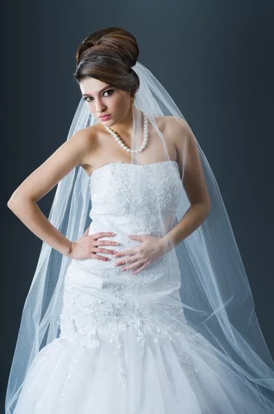 Beautiful bride in studio shooting — Stock Photo, Image