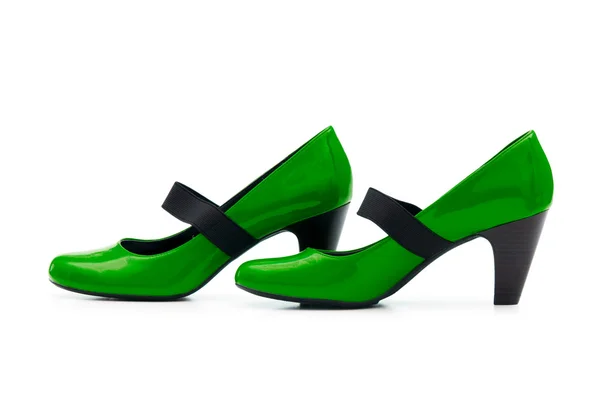 Zielone buty kobiece kobieta na białym tle — Zdjęcie stockowe