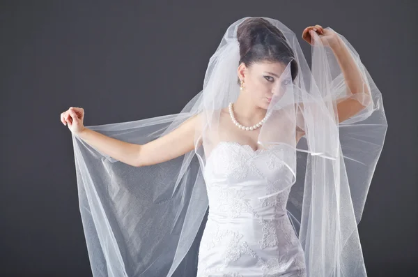 Stüdyo çekim düğün elbise gelin — Stok fotoğraf