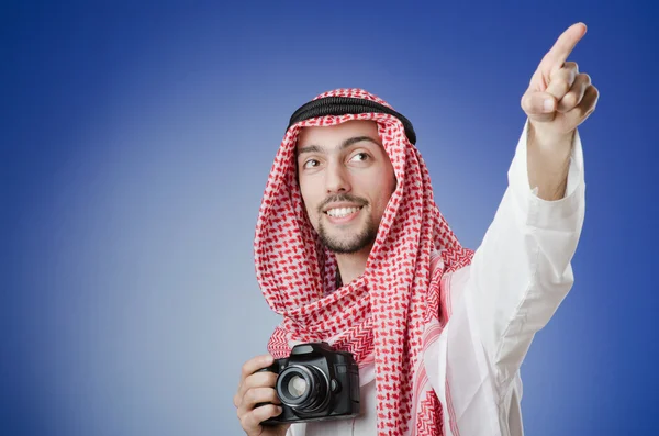 Арабські фотограф в студії зйомки — стокове фото