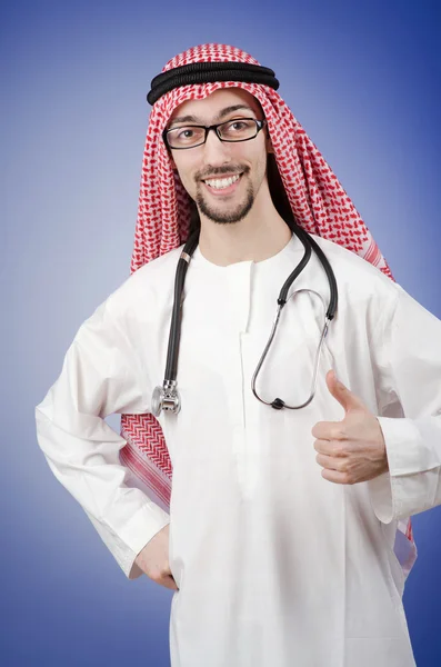 Arab orvos a stúdió felvételi — Stock Fotó