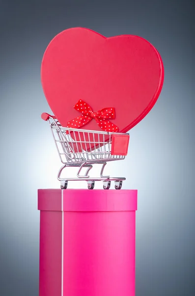 Vánoční nákupy koncept s nákupní košík — Stock fotografie