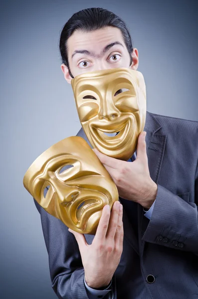 Empresário com máscara escondendo sua identidade — Fotografia de Stock