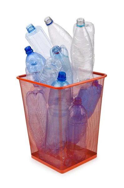 Botellas de plástico en concepto de reciclaje — Foto de Stock