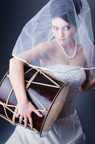 Mooie bruid in de studio schieten — Stockfoto