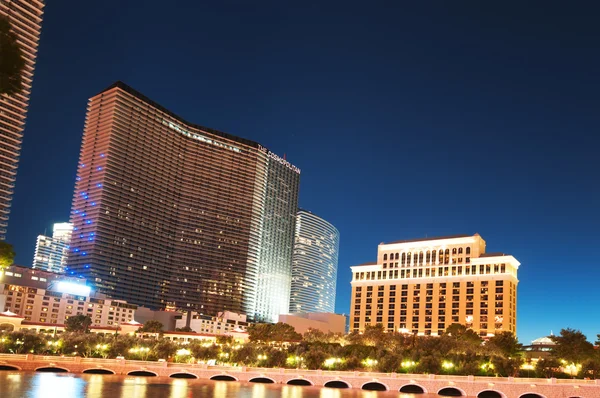 Las Vegas - 11 de setembro de 2010 - Bellagio Hotel Casino durante o pôr do sol — Fotografia de Stock