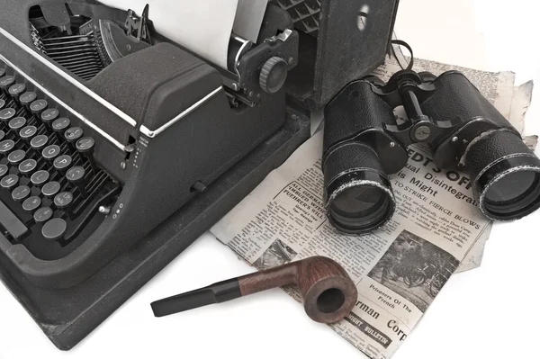 Vintage γραφομηχανή με χαρτί — Φωτογραφία Αρχείου