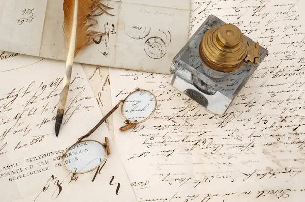 Ancient letters and old inkbottle — Stock Photo, Image